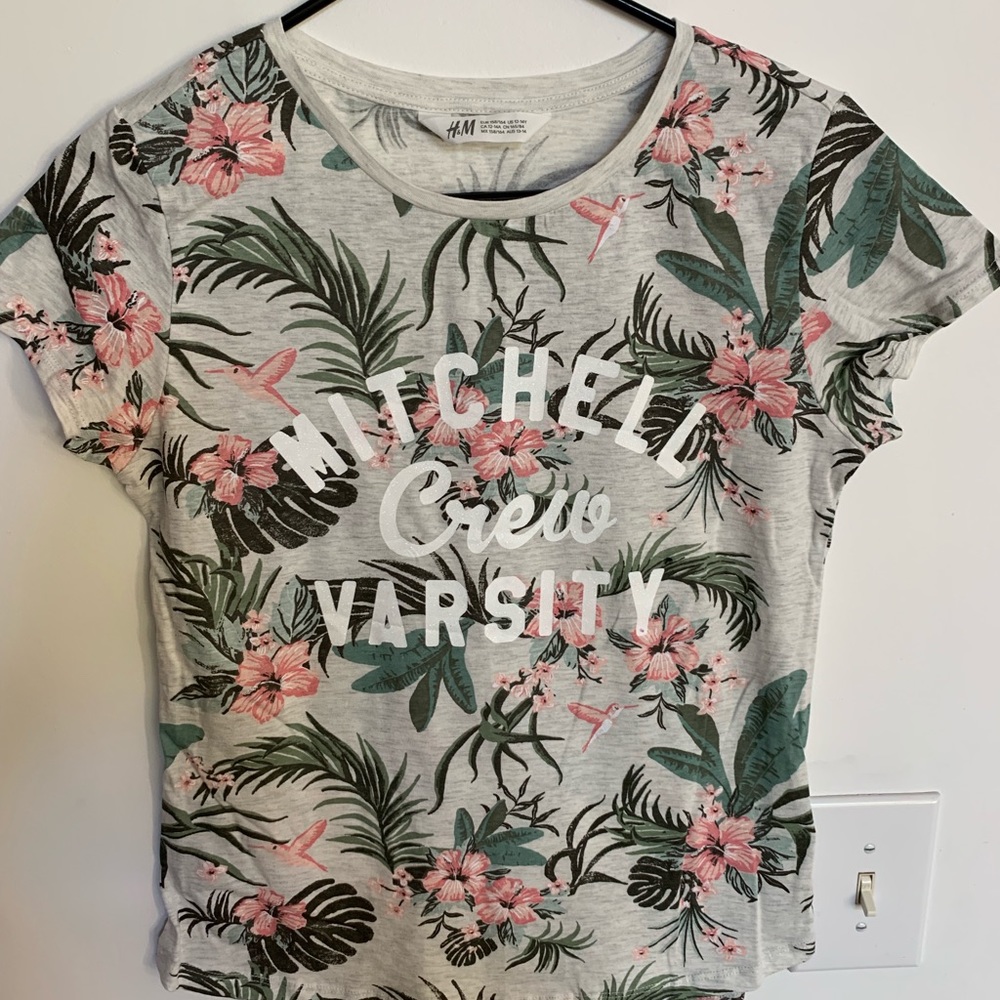 T-SHIRT